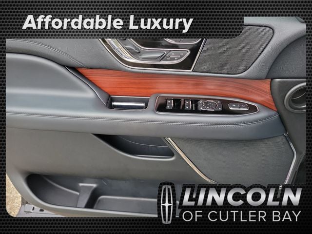 2022 Lincoln Navigator L Reserve