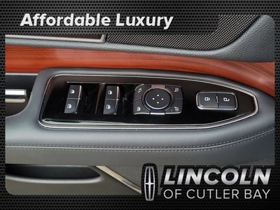 2022 Lincoln Navigator L Reserve