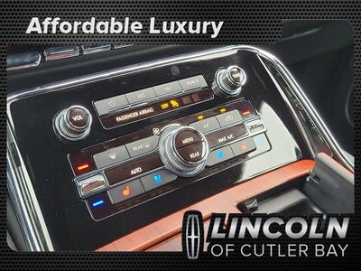 2022 Lincoln Navigator L Reserve