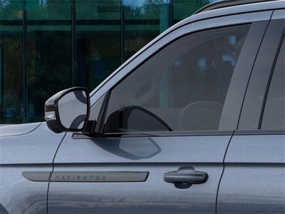 2025 Lincoln Navigator L Reserve Service Loaner