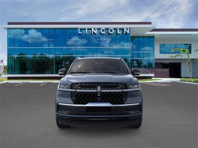 2025 Lincoln Navigator L Reserve Service Loaner