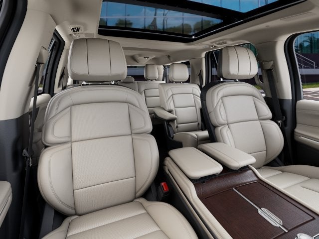2027 Lincoln Navigator L Reserve