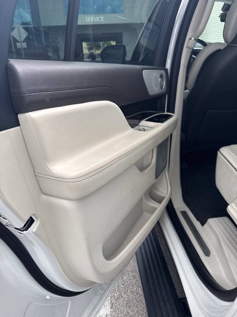2023 Lincoln Navigator L Black Label