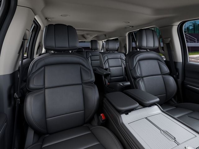 2027 Lincoln Navigator L Premiere
