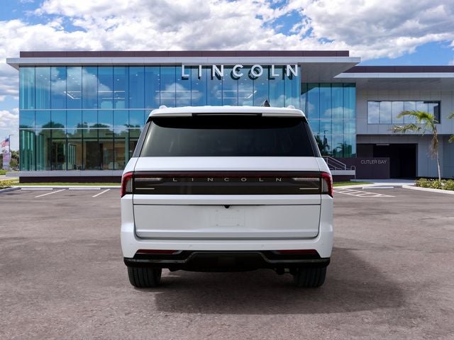 2027 Lincoln Navigator L Premiere