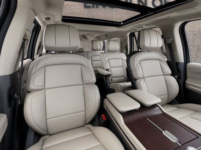 2027 Lincoln Navigator L Reserve