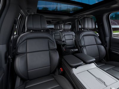 2027 Lincoln Navigator L Reserve