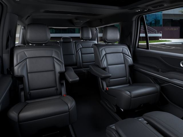 2027 Lincoln Navigator L Reserve
