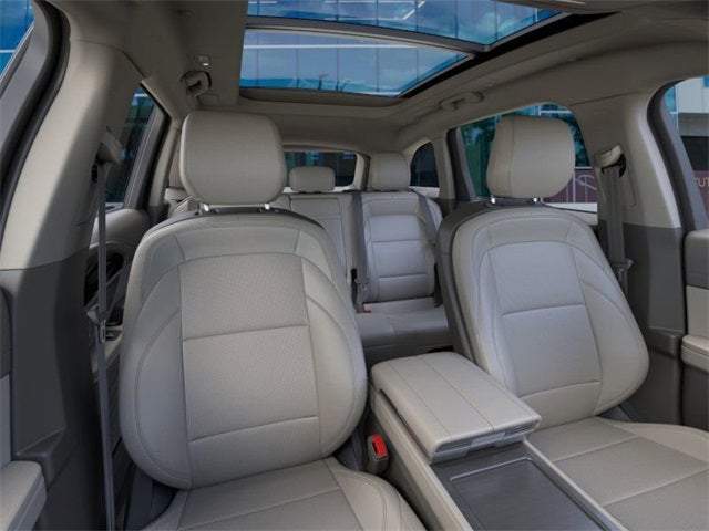 2025 Lincoln Nautilus Premiere Service Loaner