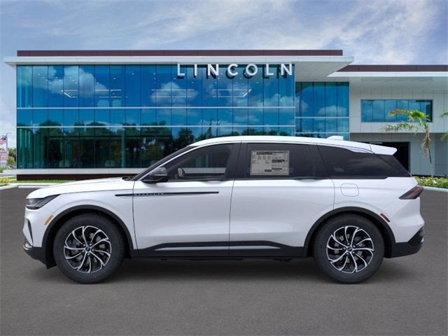 2026 Lincoln Nautilus Premiere Service Loaner