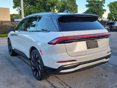 2024 Lincoln Nautilus Reserve