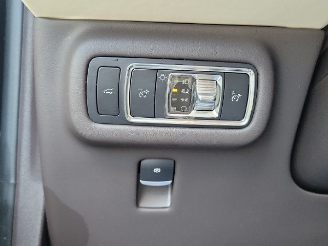 2024 Lincoln Nautilus Black Label