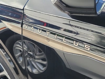 2024 Lincoln Nautilus Black Label
