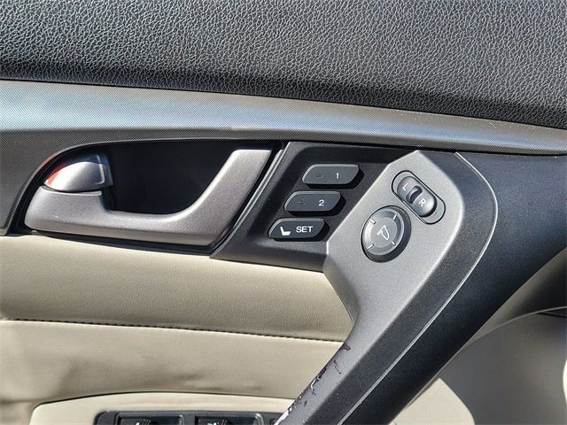 2010 Acura TL 3.5 w/Technology Package