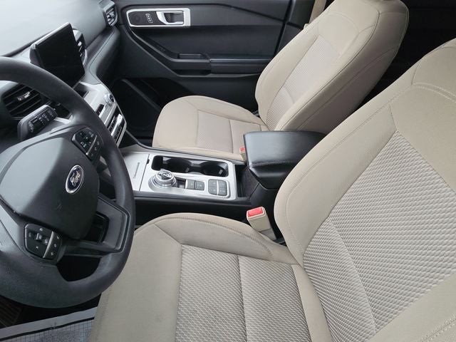 2021 Ford Explorer Base