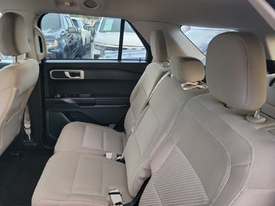 2023 Ford Explorer Base