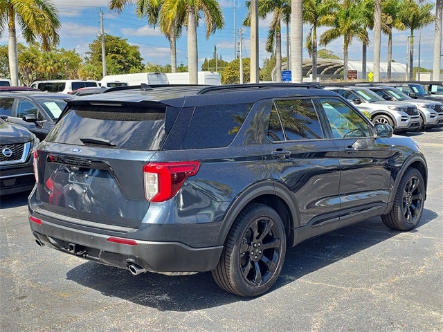 2023 Ford Explorer ST-Line