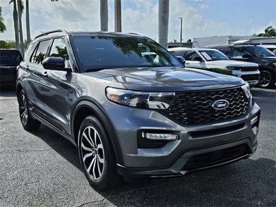 2022 Ford Explorer ST-Line