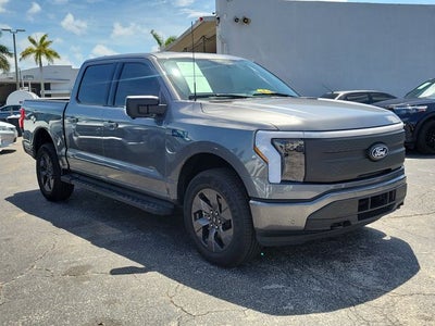 2025 Ford F-150 Lightning Flash
