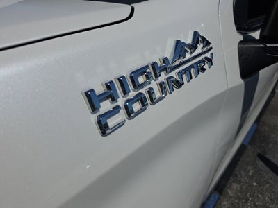 2022 Chevrolet Silverado 1500 High Country