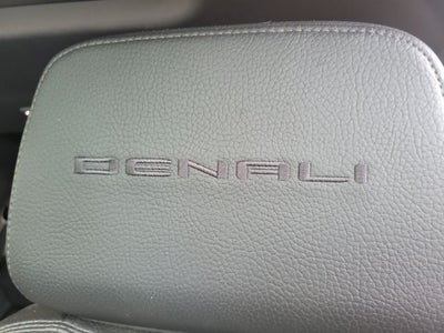 2023 GMC Sierra 2500HD Denali