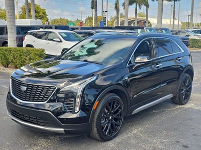 2022 Cadillac XT4 Premium Luxury