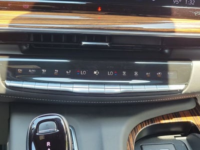 2024 Cadillac Escalade Luxury