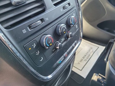 2015 Dodge Grand Caravan SE