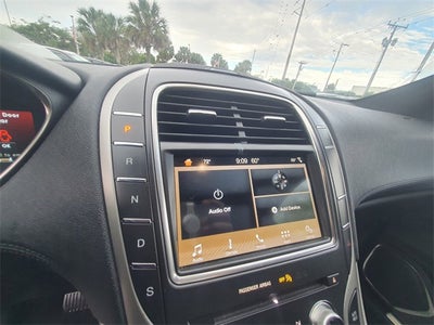 2019 Lincoln Nautilus Standard