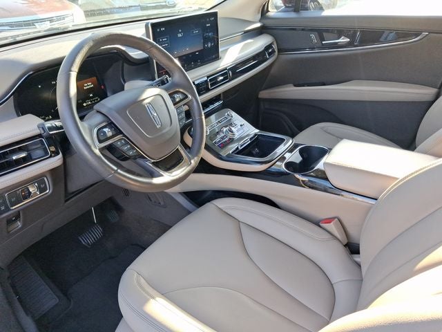 2022 Lincoln Nautilus Standard