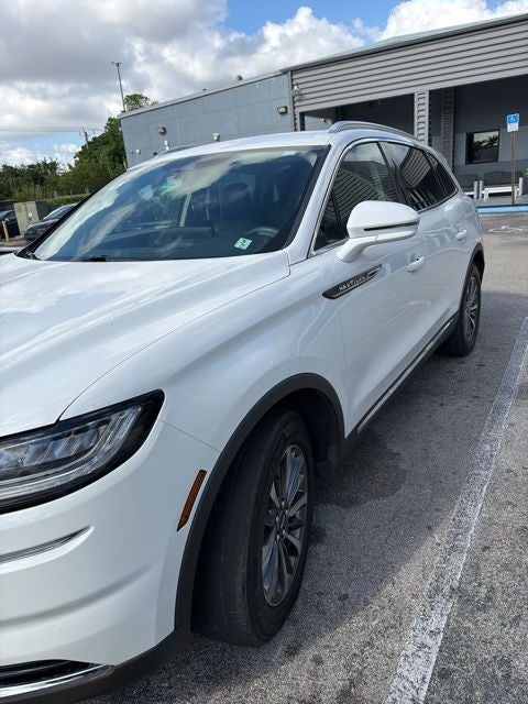 2022 Lincoln Nautilus Standard