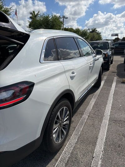 2022 Lincoln Nautilus Standard