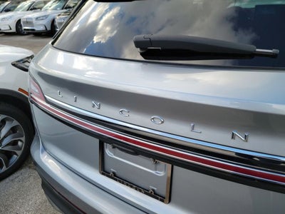 2022 Lincoln Nautilus Standard