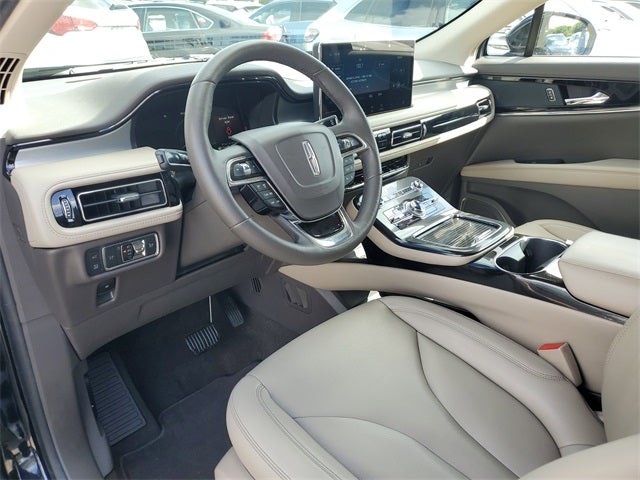 2022 Lincoln Nautilus Standard