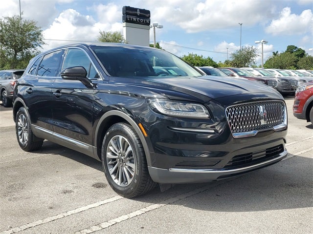 2022 Lincoln Nautilus Standard
