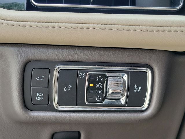 2023 Lincoln Nautilus Standard