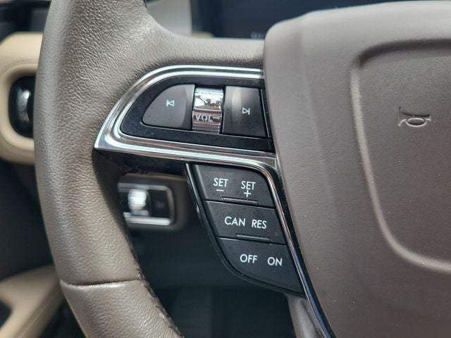 2023 Lincoln Nautilus Standard