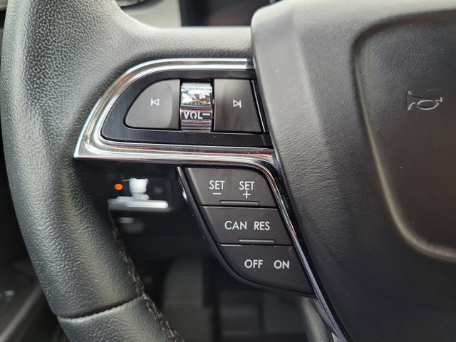 2023 Lincoln Nautilus Standard