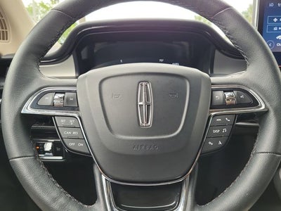 2022 Lincoln Nautilus Standard