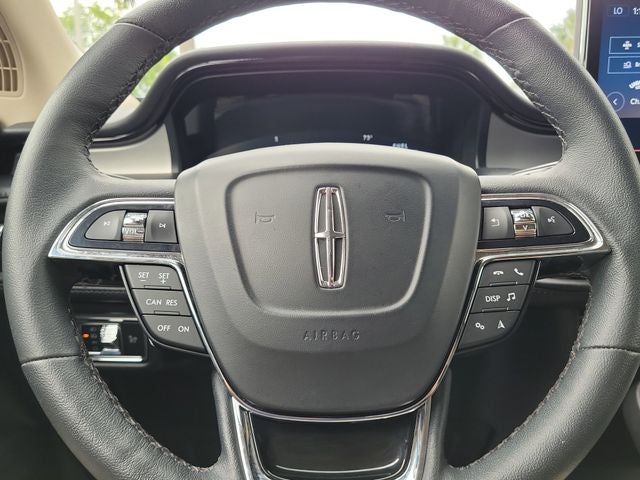 2022 Lincoln Nautilus Standard