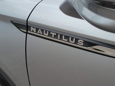 2022 Lincoln Nautilus Standard
