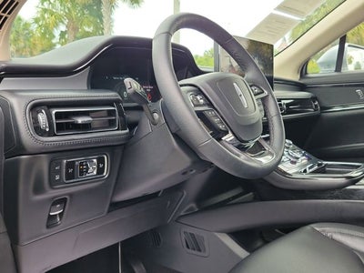 2022 Lincoln Nautilus Standard