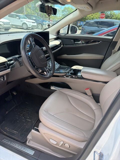 2023 Lincoln Nautilus Standard