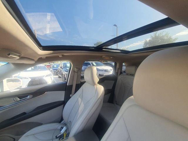 2019 Lincoln Nautilus Select