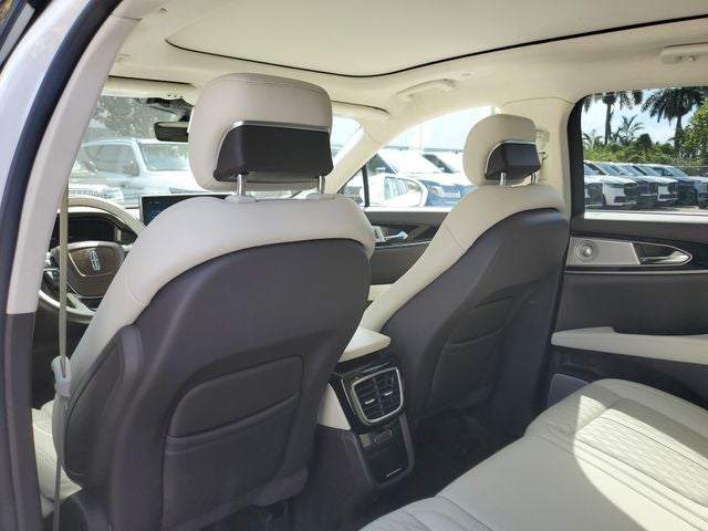 2022 Lincoln Nautilus Black Label