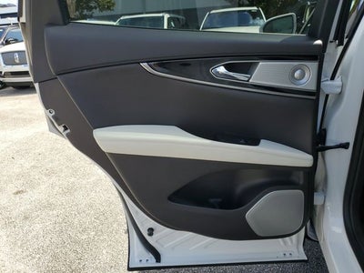 2022 Lincoln Nautilus Black Label