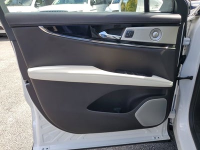 2022 Lincoln Nautilus Black Label