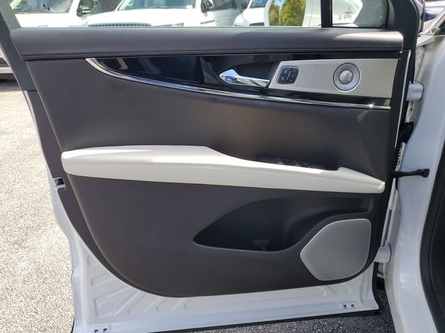 2022 Lincoln Nautilus Black Label