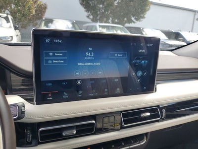 2022 Lincoln Nautilus Black Label