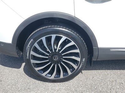 2022 Lincoln Nautilus Black Label